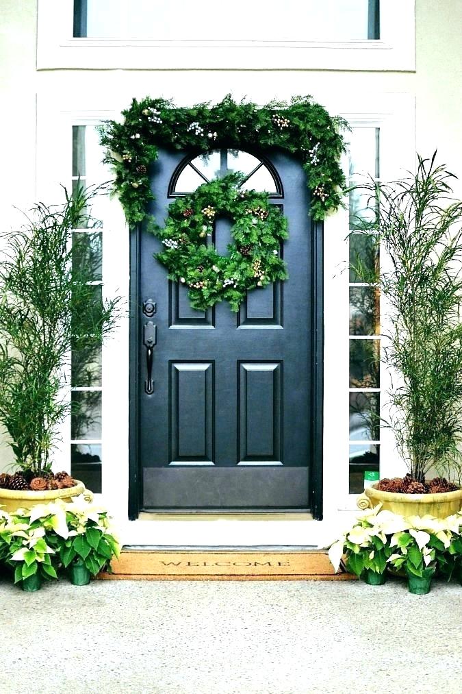 Simple Front Door Greenery